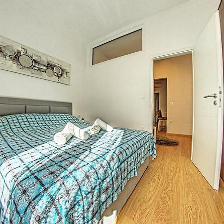 Caligula City Center Apartment Pula Exterior foto