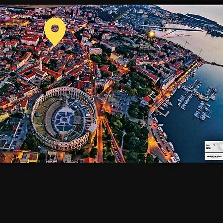 Caligula City Center Apartment Pula Exterior foto