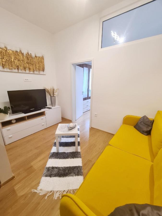 Caligula City Center Apartment Pula Exterior foto